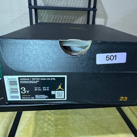 501.502. NEW SIZE 3Y Jordan Kids  Blue and White Sneakers - Picture 6 of 8